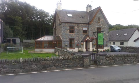 Pant Teg B & B Bed and Breakfast in Wales