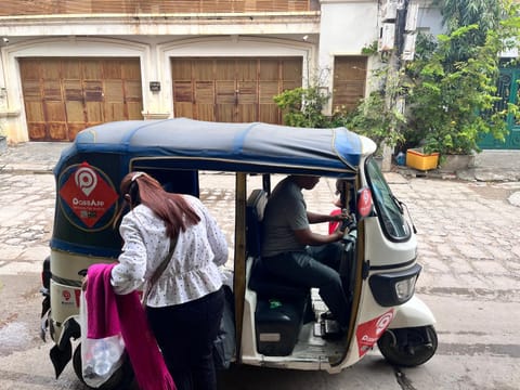 WHG Whitehoue Guesthouse B Capsule hotel in Phnom Penh Province