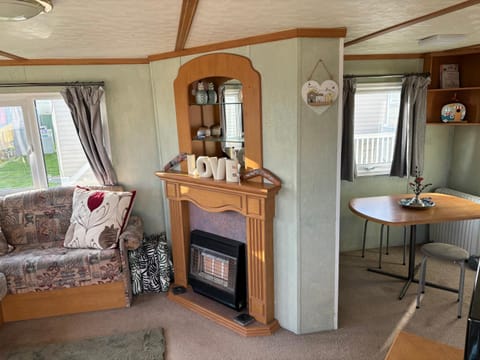 6 Berth Caravan-Ingoldmells-Pet Friendly Casa in Ingoldmells