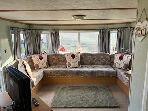 6 Berth Caravan-Ingoldmells-Pet Friendly Casa in Ingoldmells