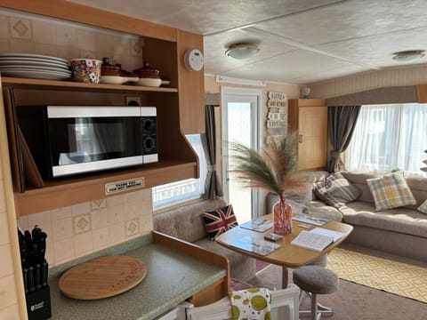 6 Berth Caravan-Ingoldmells-Pet Friendly Casa in Ingoldmells