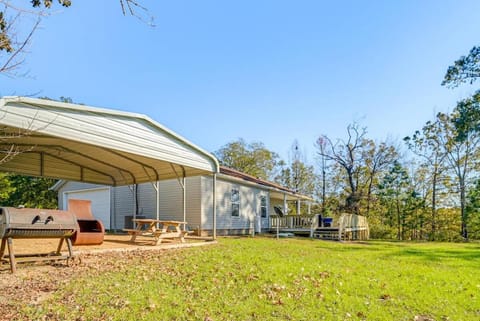 The Hill-Ton - Lake View, Across from 1215 Launch House in Toledo Bend Reservoir