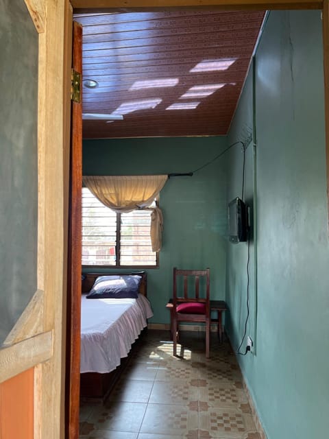 K Odei GuestHouse Bed and Breakfast in Central Region, Ghana