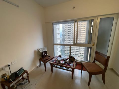 Economical 1bhk apartment on western highway Apartment in Mumbai