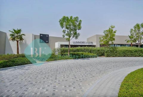 Bloomfields Luxurious 3brmaid Town House Noya Yas House in Abu Dhabi