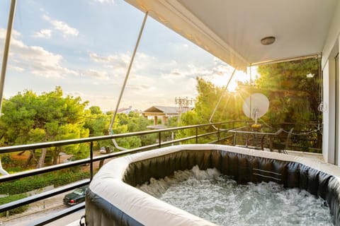 Hot Tub, Balcony/Terrace