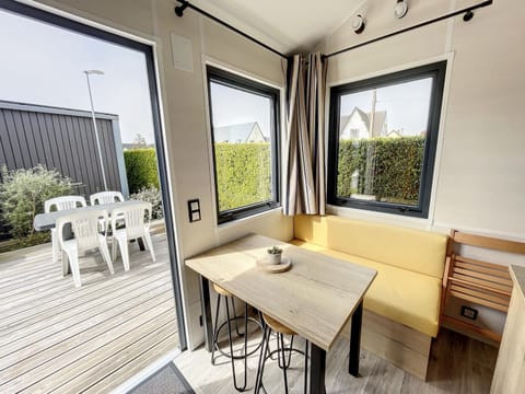 Tiny House cosy près de la plage avec piscine et parking - FR-1-361A-94 House in Jullouville