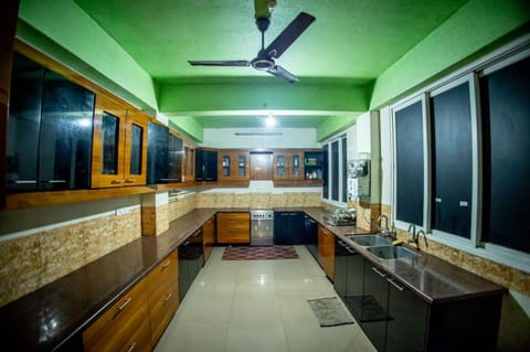 Rakhi's Groove Loft Apartment in Mangaluru