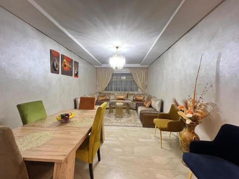 New! Modern Apt & 2 Bedrooms & 2 Pool & wifi Apartment in Marrakesh