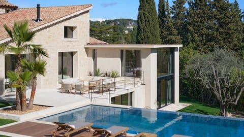 Villa à pied du Village de Mougins Villa in Mouans-Sartoux