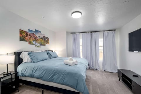 SLC City and Ski Family Retreat l Urban by Stay House in Salt Lake City