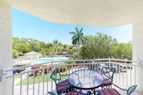 Cat Island Suite - Sunrise Suites Apartment in Key West