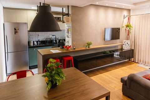 Kitchen or kitchenette, Seating area, Dining area