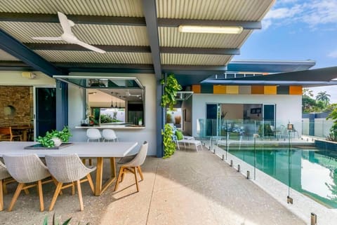 Patio, Balcony/Terrace, Pool view, Swimming pool