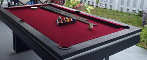 Billiard, Game Room