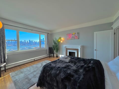 Waterfront NYC skyline views Wohnung in Weehawken