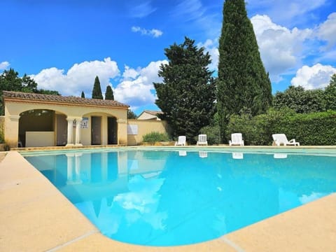 Le Domaine de la source Charme au coeur du Gard Apartment in Uzes