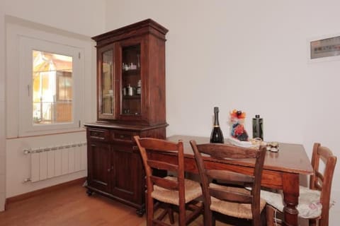 Classic Design apartment Wohnung in Porretta Terme