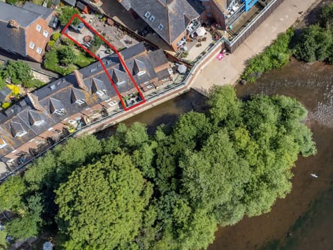 River Exe Hideaway - Balcony over the River House in Exeter