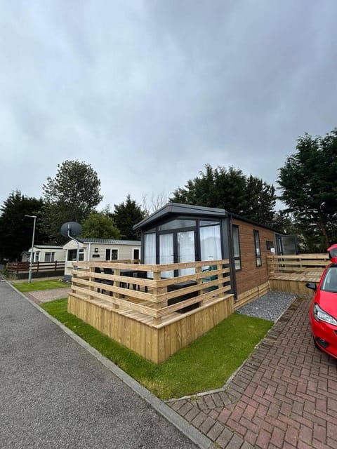 Property building, Balcony/Terrace