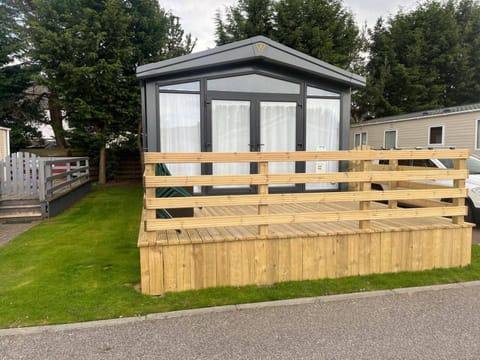 Property building, Balcony/Terrace