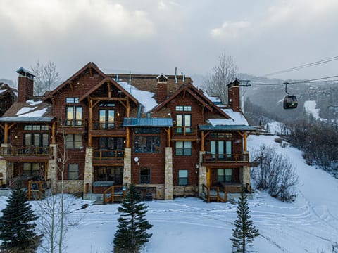 Luxury Ski-in-out via Private Deer Crest Runs House in Wasatch County