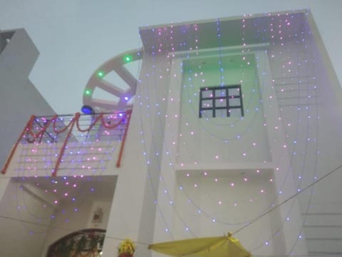 Jamuna Kunj Villa in Varanasi