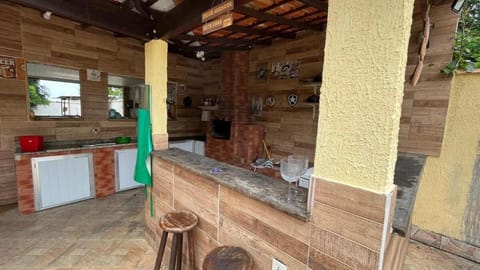 BBQ facilities, Kitchen or kitchenette