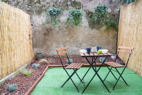 Souplex - Centre - Terrasse - Clim Apartment in Valence