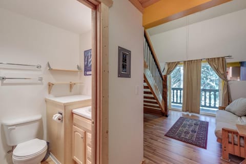 Mt Baker Lodging Condo 18 - Perfect for Smaller Families on the Go Appartement in Glacier