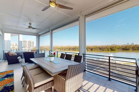 Beauty On The Bay House in Bonita Springs