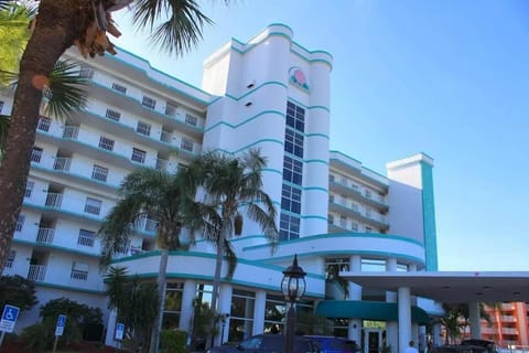 Spring Break Getaway at Discovery Beach Resort in Cocoa Beach Appartement in Cape Canaveral