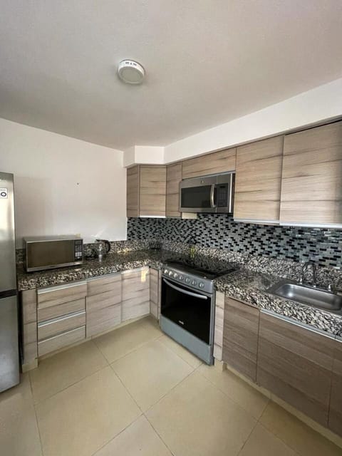 Casa con alberca, cerca al aeropuerto de PV Apartment in Puerto Vallarta