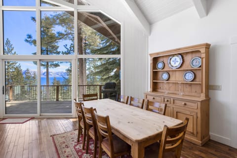 Wild Blue LakeView Retreat by Tahoe Getaways - 3BR w Hot Tub & Gorgeous Lake Views House in Dollar Point