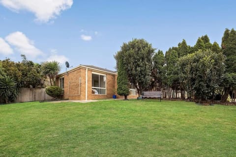 4B Home in Quiet Mornington Casa in Mornington