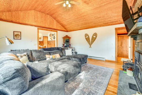 Cozy Cottage Near Hiking and Skiing! Maison in Delaware