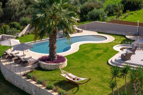 Spring, Day, Natural landscape, Garden, Garden view, Pool view, Swimming pool, sunbed