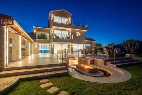 Property building, Patio, Night, Natural landscape, Garden, View (from property/room), Balcony/Terrace, Garden view, Pool view, Swimming pool