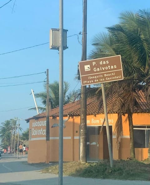 Casa com piscina House in Itanhaém