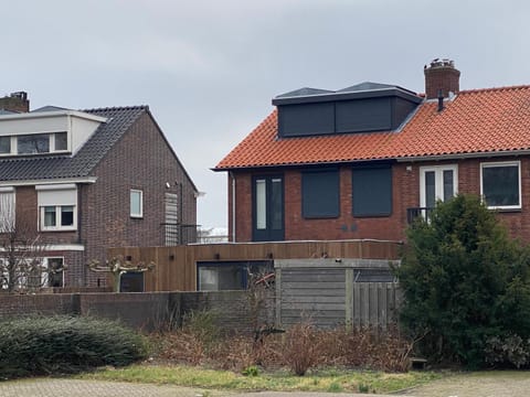 Huis dichtbij strand Moradia in s-Gravenzande