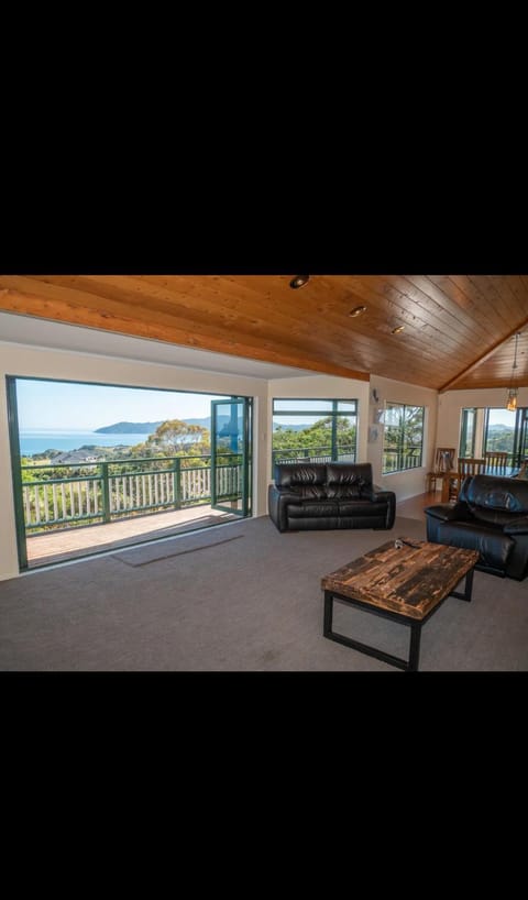 Cable bay Beauty House in Northland