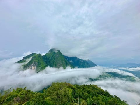 Overnight Camping At Nong khiaw View point Campground/ 
RV Resort in Luang Prabang Province, Laos