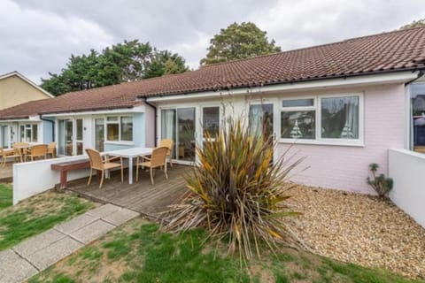 Cape 2, 2 bedroom cottage, Isle of Wight House in Freshwater