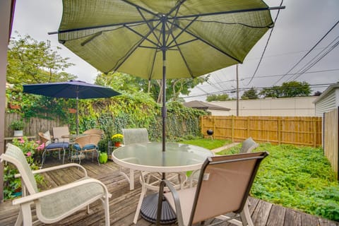 Patio, Day, Garden