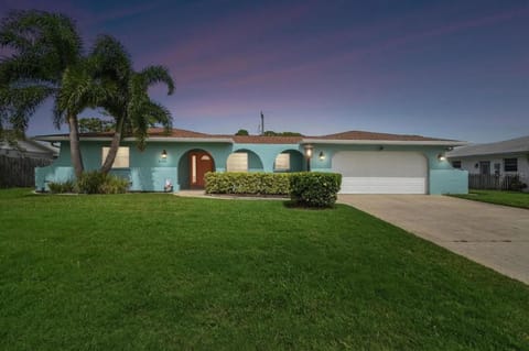 Aqua Breeze House in Bradenton