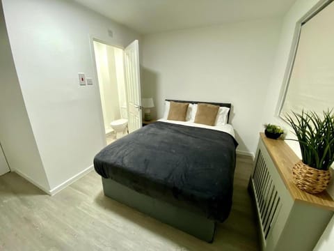 MK Central Getaway Apartment in Milton Keynes