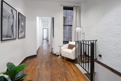 Charming 4BD Duplex in Manhattan Apartment in Upper East Side