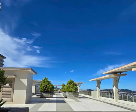 Property building, Day, Natural landscape