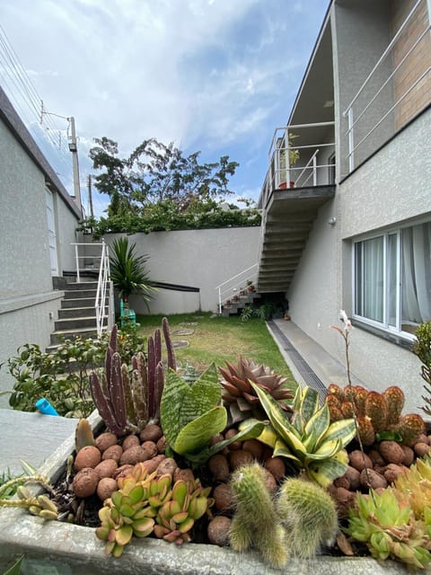 Property building, Spring, Day, Garden, Garden view