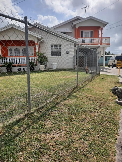 Cozy escape Apartment in Bridgetown